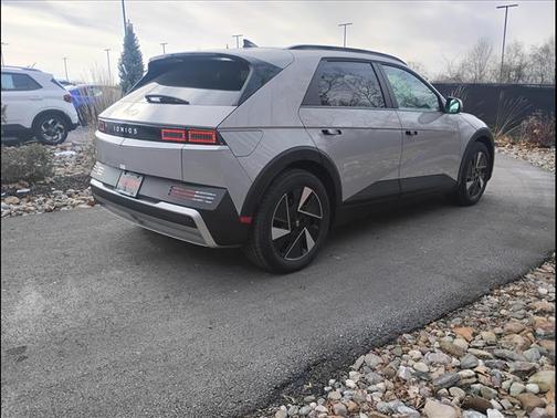 2025 Hyundai IONIQ 5 SEL