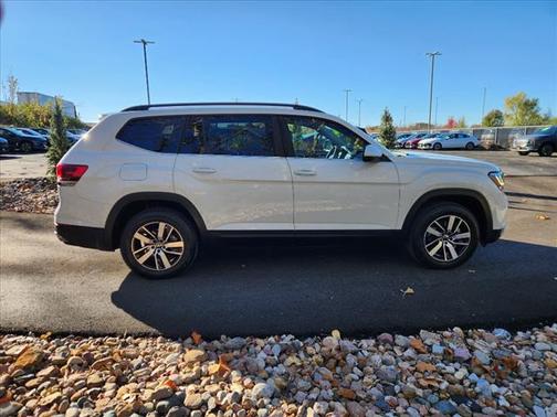 2022 Volkswagen Atlas 2.0T SE
