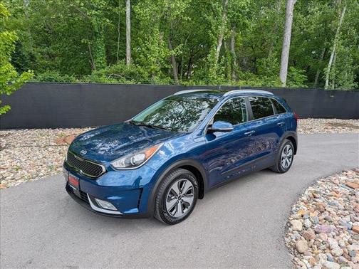 Blue Metallic 2018 Kia Niro EX