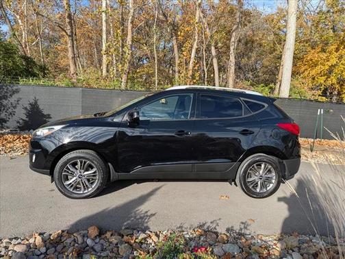 2014 Hyundai TUCSON SE