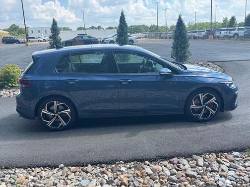 2025 Volkswagen Golf GTI 2.0T SE