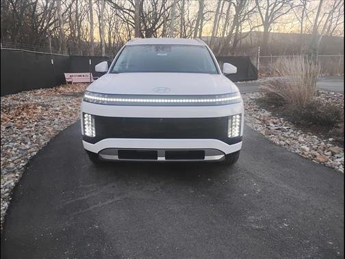 2026 Hyundai IONIQ 9 SEL