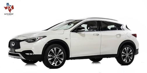 2018 INFINITI QX30 Premium