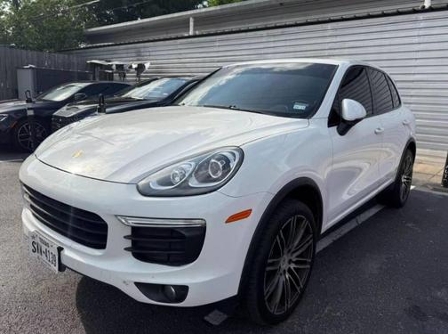 2016 Porsche Cayenne Base