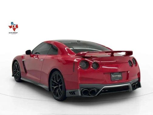 2019 Nissan GT-R Premium