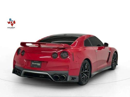 2019 Nissan GT-R Premium