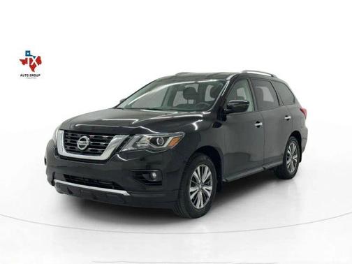 2020 Nissan Pathfinder SV