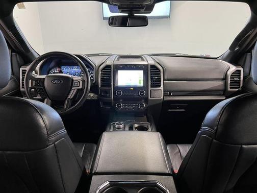 Photo 2 of 73 of 2020 Ford Expedition XLT