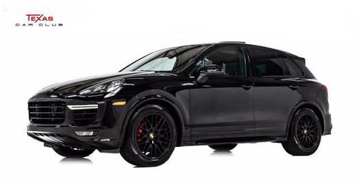 2016 Porsche Cayenne GTS