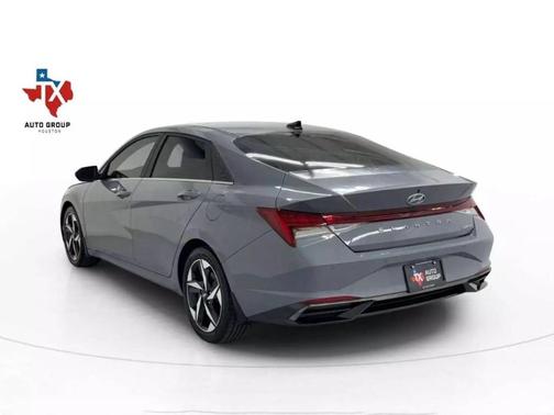 2022 Hyundai ELANTRA Limited