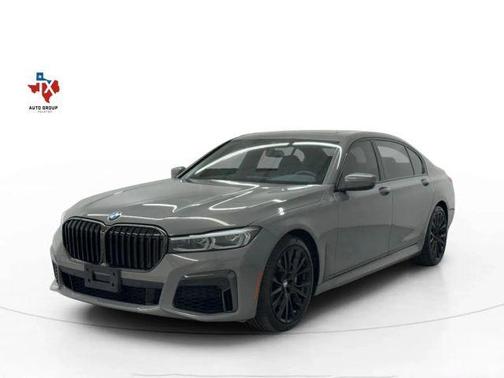 2022 BMW 740 i