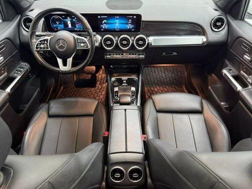 2020 Mercedes-Benz GLB 250 Base 4MATIC