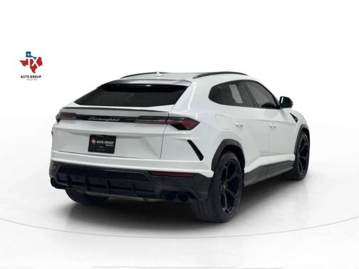 2020 Lamborghini Urus Base