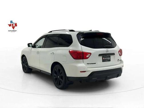 2018 Nissan Pathfinder SL