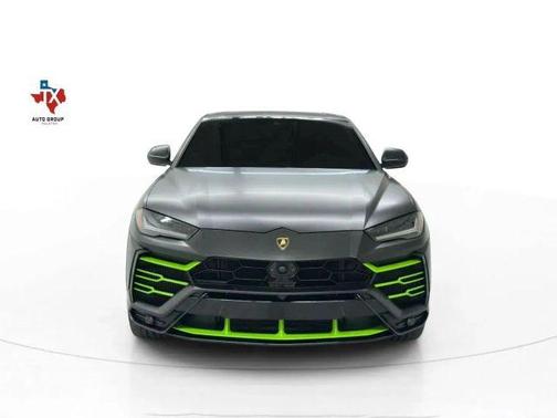 2021 Lamborghini Urus 