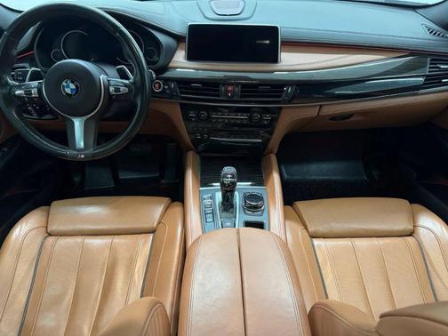 White 2019 BMW X6 xDrive50i