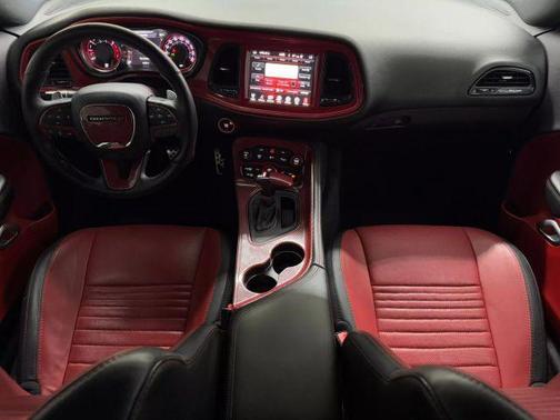2016 Dodge Challenger R/T Scat Pack