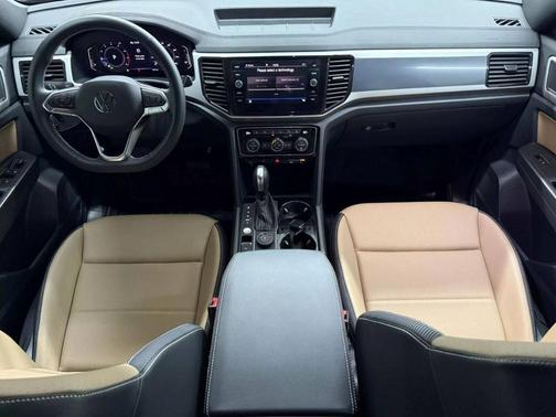 2022 Volkswagen Atlas Cross Sport 3.6L V6 SE w/Technology