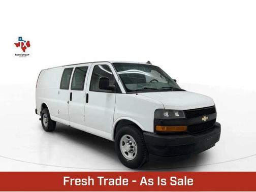 White 2018 Chevrolet Express 3500 Work Van
