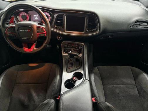 2017 Dodge Challenger R/T 392