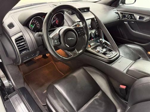 2017 Jaguar F-TYPE S