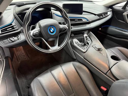 2019 BMW i8 Base