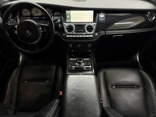 2016 Rolls-Royce Wraith Base