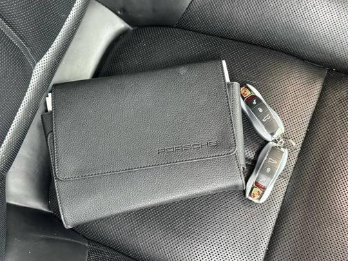 2018 Porsche Cayenne Platinum Edition