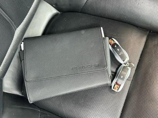 2018 Porsche Cayenne Platinum Edition