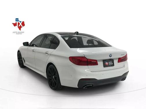 2017 BMW 540 i