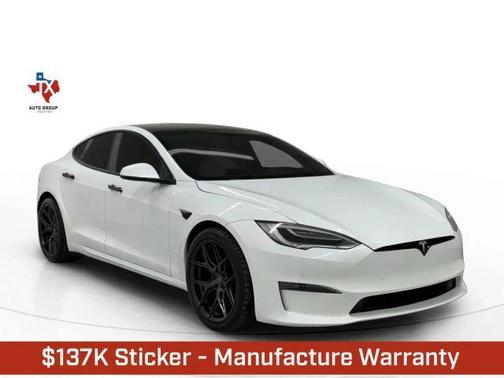 2022 Tesla Model S Plaid