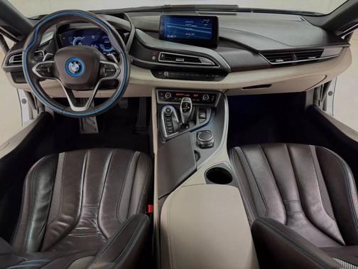 2014 BMW i8 Base