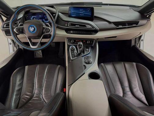 2014 BMW i8 Base