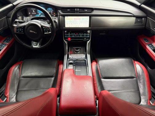 2018 Jaguar XF S