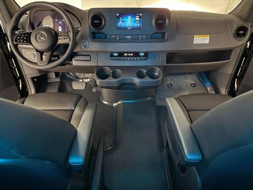 2023 Mercedes-Benz Sprinter 3500 HIGH ROOF W/170 WB