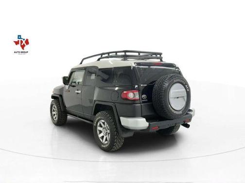 2014 Toyota FJ Cruiser Base