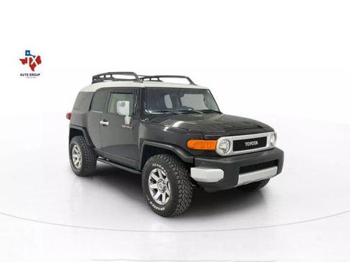 2014 Toyota FJ Cruiser Base
