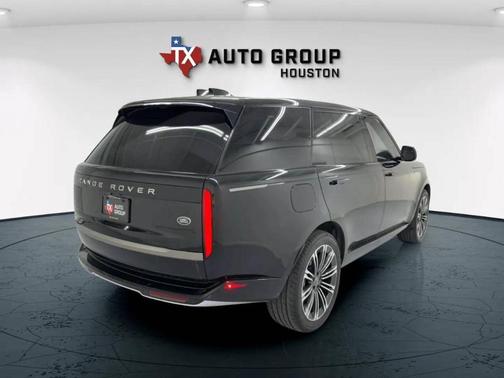 2023 Land Rover Range Rover P400 SE