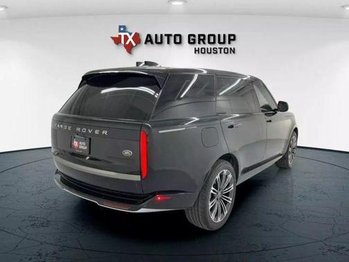 2023 Land Rover Range Rover P400 SE