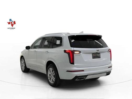 White 2023 Cadillac XT6 Luxury FWD