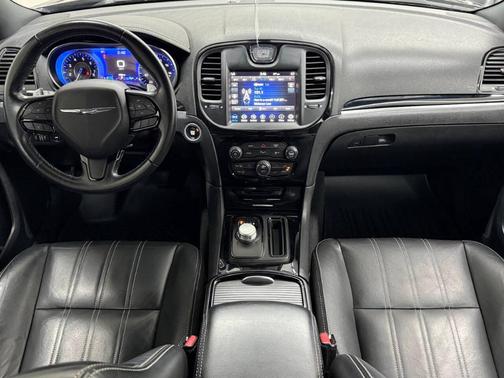 2022 Chrysler 300 S