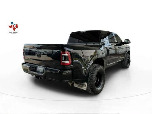 2022 RAM 3500 Laramie