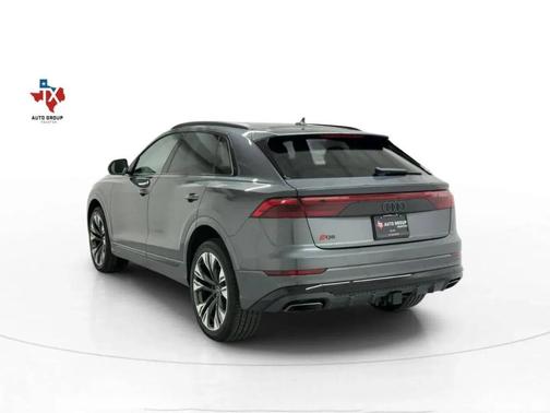2025 Audi Q8 55 Premium
