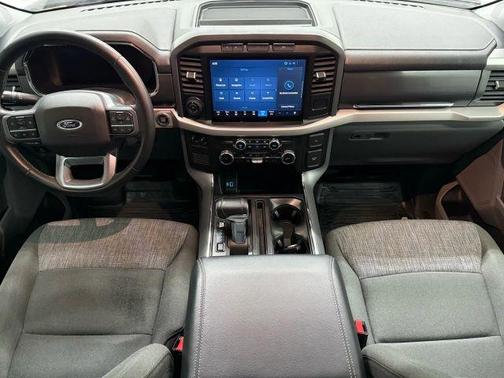 2023 Ford F-150 Lightning XLT