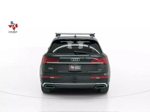 2022 Audi Q5 45 S line Premium Plus