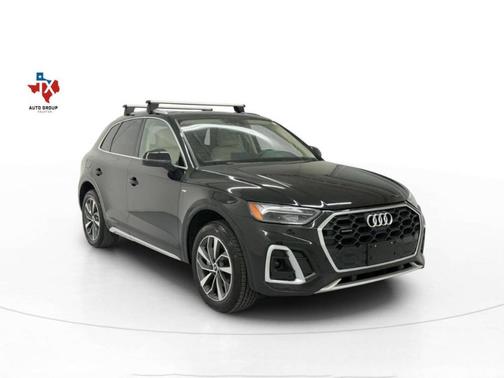 2022 Audi Q5 45 S line Premium Plus
