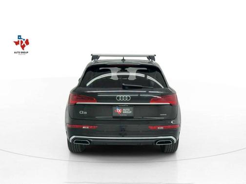 2022 Audi Q5 45 S line Premium Plus
