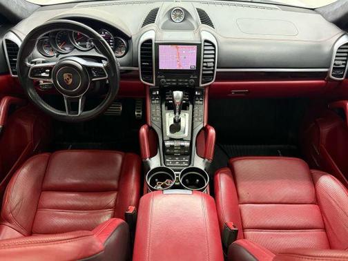 2017 Porsche Cayenne Turbo