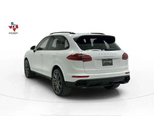 2017 Porsche Cayenne Turbo