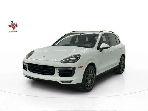 2017 Porsche Cayenne Turbo